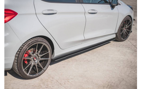 Накладки на пороги Ford Fiesta