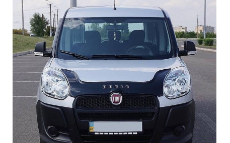 Дефлектор капота Fiat Doblo