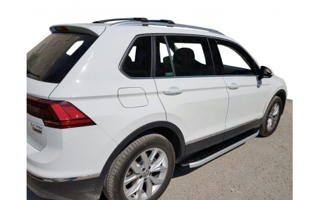 Подножки Volkswagen Tiguan