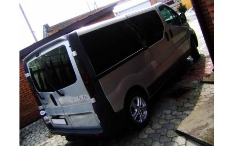 Спойлер Opel Vivaro