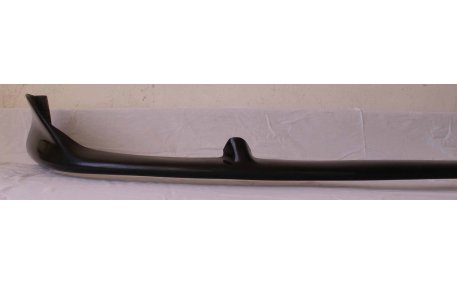 Накладка передняя Mitsubishi Carisma