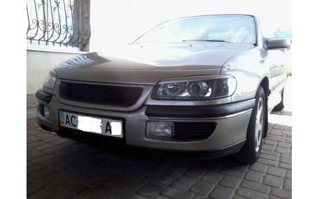 Решетка радиатора OPEL Omega B