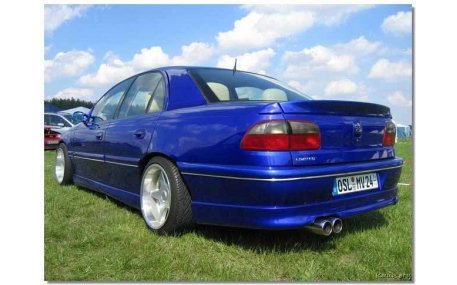 Накладка задняя Opel Omega B