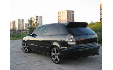 Спойлер Toyota Corolla