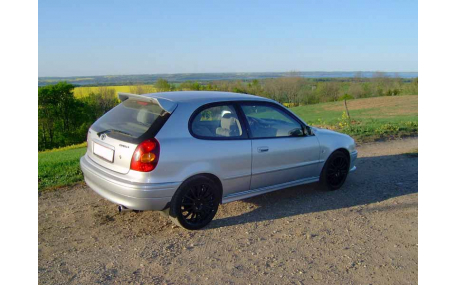 Спойлер Toyota Corolla