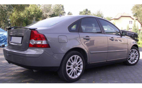 Спойлер Volvo S40