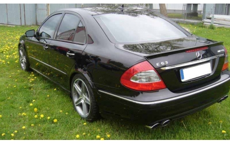Спойлер Mercedes E-class W211