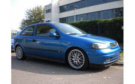 Накладка передняя Opel Astra G