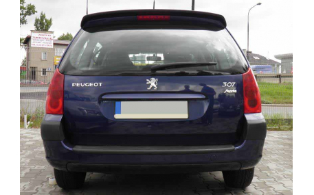 Спойлер Peugeot 307