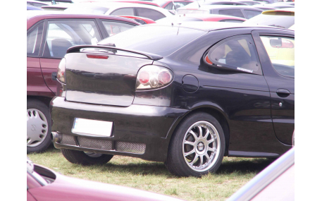Спойлер Renault Megane