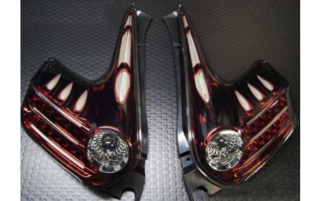 Фонари задние Nissan Juke