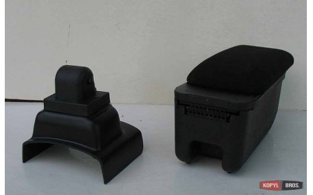 Подлокотник Skoda Rapid