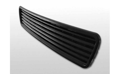 Решетка радиатора AUDI A4 B5