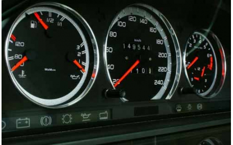 Шкалы приборов Mercedes E-class W124