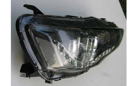 Фары передние Mitsubishi Lancer X