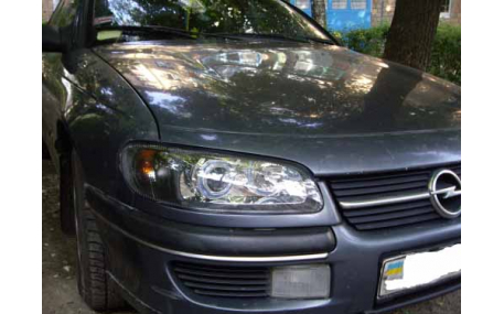 Фары передние Opel Omega B 1994-1999