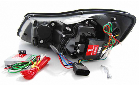 Фары передние Skoda Octavia A5 2009-2012