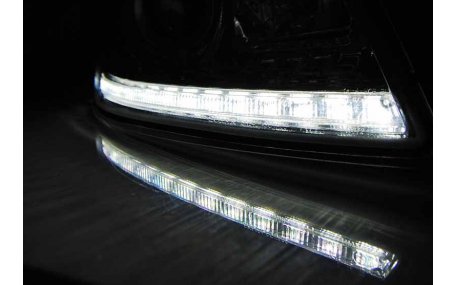 Фары передние Skoda Octavia A5 2009-2012