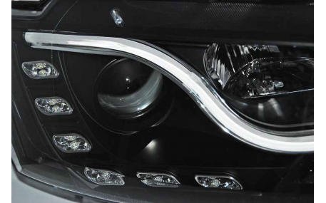 Фары передние Volkswagen Jetta