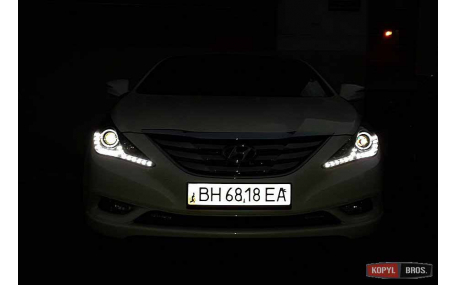 Фары передние HYUNDAI Sonata
