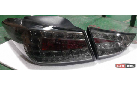 Фонари задние HYUNDAI Elantra MD