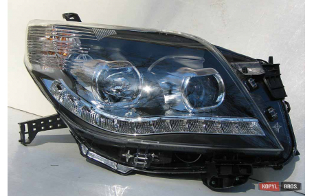 Фары передние Toyota Land Cruiser Prado 150 2009-2013