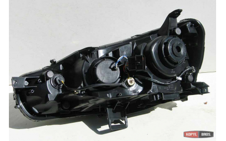 Фары передние Mitsubishi Lancer X