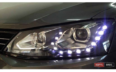 Фары передние Volkswagen Jetta