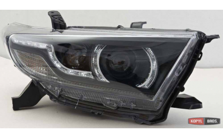 Фары передние Toyota Highlander 2010-2013