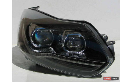 Фары передние Ford Focus MK3 2011-2014