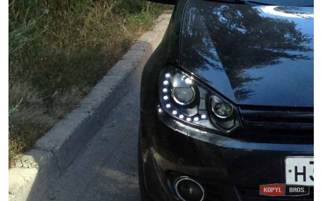 Фары передние Volkswagen Golf 6