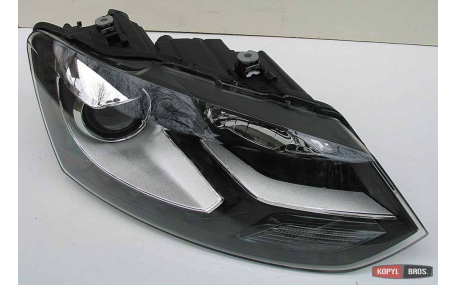 Фары передние Volkswagen Polo Sedan