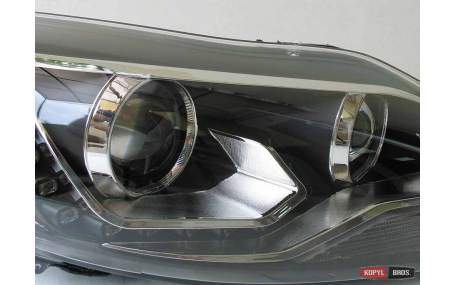 Фары передние Ford Focus MK3 2011-2014