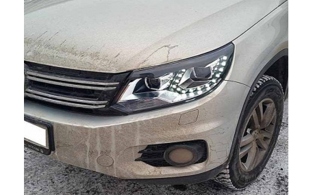 Фары передние Volkswagen Tiguan 2011-2016