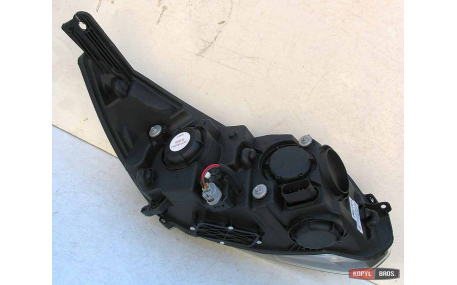 Фары передние Ford Focus MK3 2011-2014