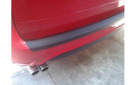 Накладка на задний бампер Ford Focus MK2