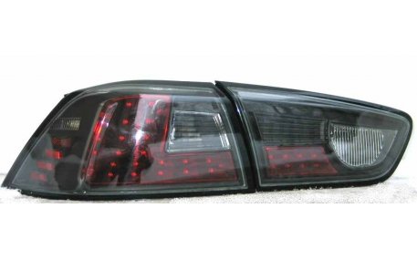 Фонари задние Mitsubishi Lancer X
