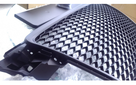 Решетка радиатора Audi A4 B8 2008-2012