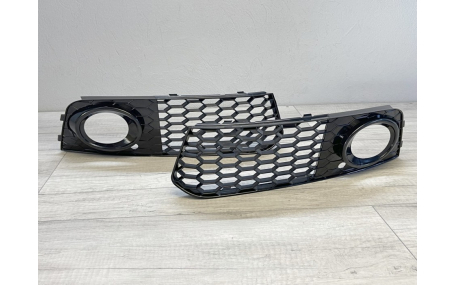Решетки бампера AUDI A4 B8 2008-2012