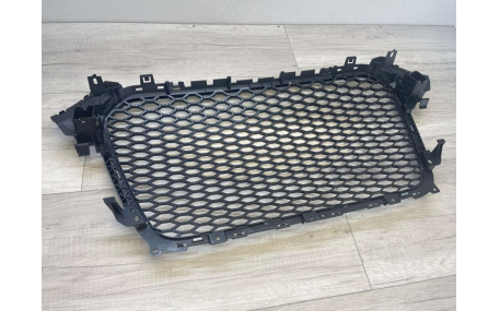 Решетка радиатора Audi A4 B8 2012-2015