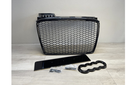 Решетка радиатора Audi A4 B7