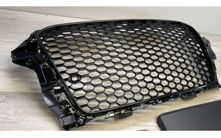 Решетка радиатора Audi A3 8V 2012-2016