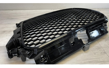 Решетка радиатора Audi A3 8V 2012-2016