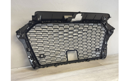 Решетка радиатора AUDI A3 8V 2016-2020