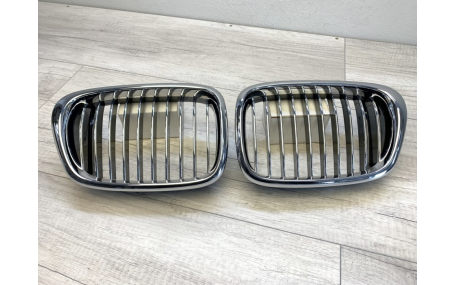 Решетка радиатора BMW 5 (E39)