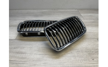 Решетка радиатора BMW E38