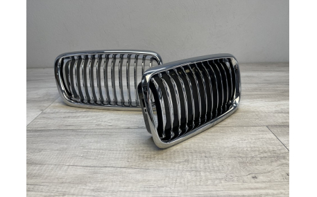 Решетка радиатора BMW E38