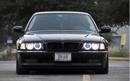 Решетка радиатора BMW E38