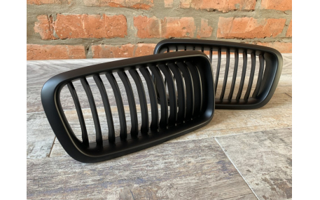 Решетка радиатора BMW E38