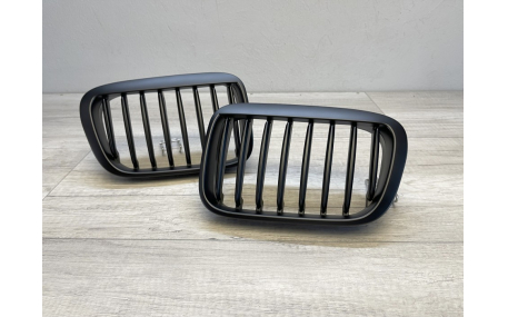 Решетка радиатора BMW 3 E46 Sedan 1998-2001